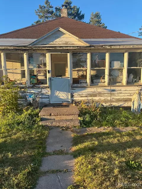 320 W Southland, Ironwood, MI 49938