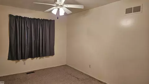 8744 Phoenix, Warren, MI 48093 photo 13