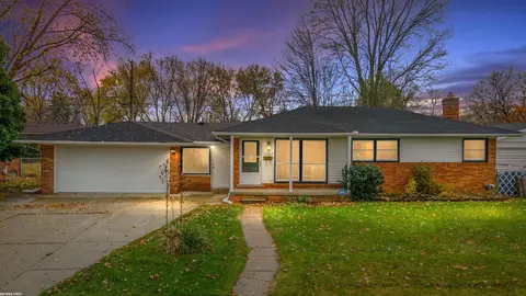 23568 Linne, Clinton Township, MI 48035