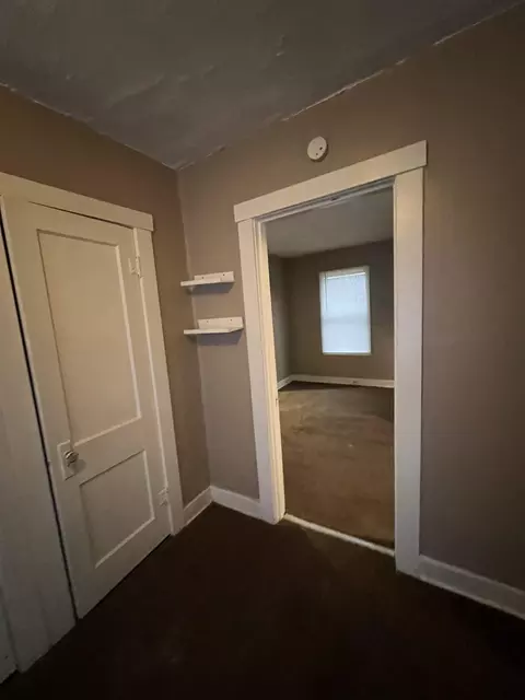 Entry Way - 747 Neubert, Flint, MI 48507 photo 1 of 1