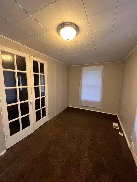 Bedroom - 747 Neubert, Flint, MI 48507 photo 3 of 3