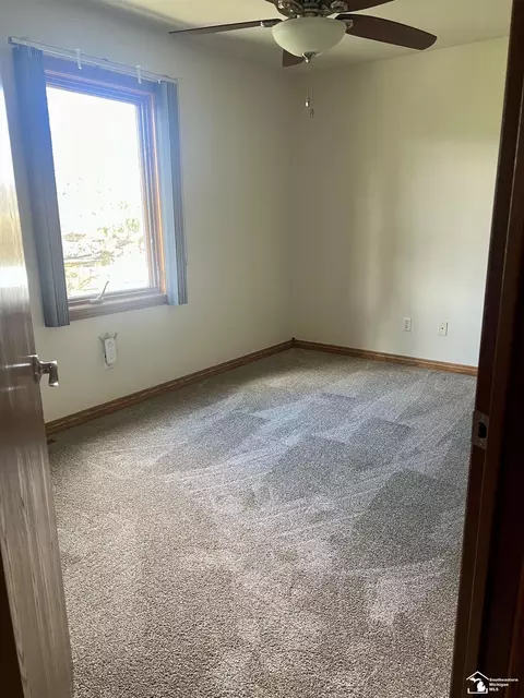 2881 E Country, Monroe, MI 48162 photo 23