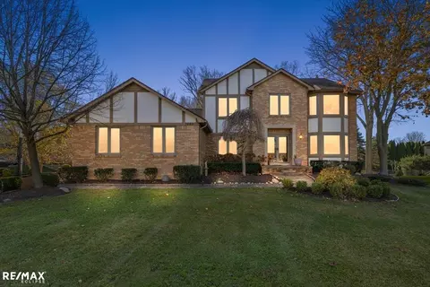 3280 Barnaby, Shelby Township, MI 48316