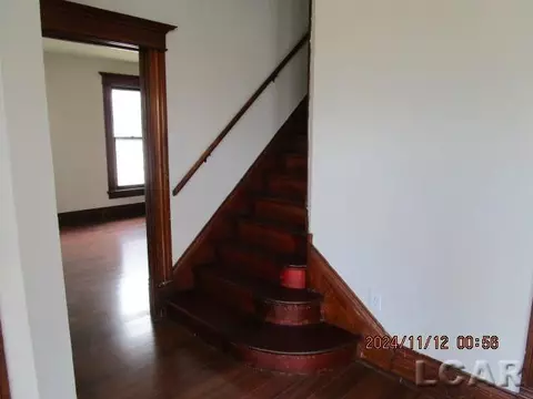 508 Frank, Adrian, MI 49221 photo 9
