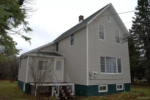 3 Union, Mohawk, MI 49950