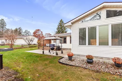 32 Crofton, Adrian, MI 49221 photo 44