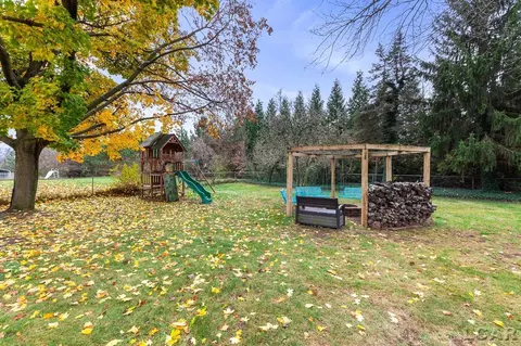 32 Crofton, Adrian, MI 49221 photo 41