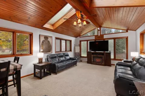 32 Crofton, Adrian, MI 49221 photo 12