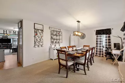 32 Crofton, Adrian, MI 49221 photo 5