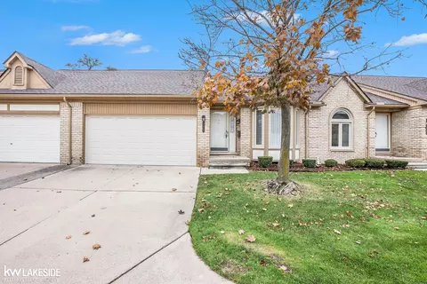 35905 Fierimonte, Clinton Township, MI 48035