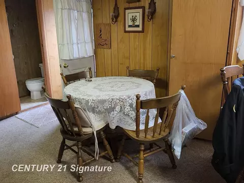 Dining - 8444 N Mckinley, Flushing, MI 48433 photo 1 of 1
