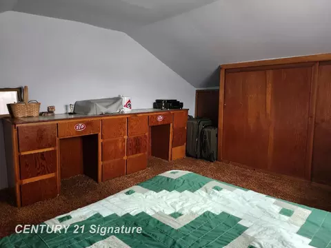 Bedroom - 8444 N Mckinley, Flushing, MI 48433 photo 2 of 3