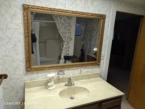 Bath - 8444 N Mckinley, Flushing, MI 48433 photo 2 of 2