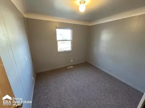 Bedroom - 1305 Mann, Flint, MI 48503 photo 2 of 4