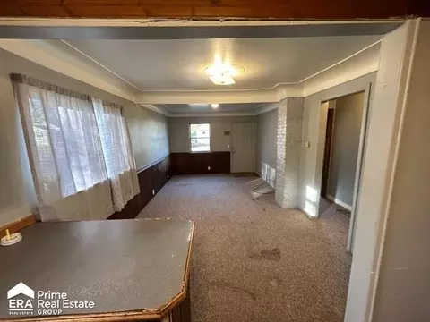 Living - 1305 Mann, Flint, MI 48503 photo 2 of 2