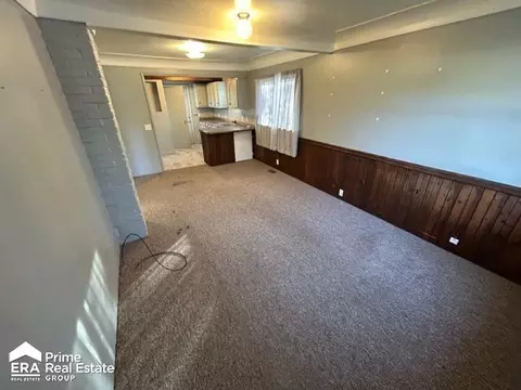 Living - 1305 Mann, Flint, MI 48503 photo 1 of 2