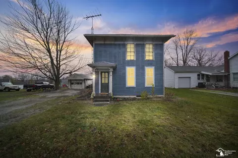 1083 Seneca, Adrian, MI 49221