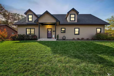 7883 Bonner, Monroe, MI 48161
