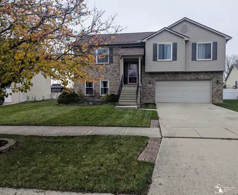 9063 Newport Crk, Newport, MI 48166