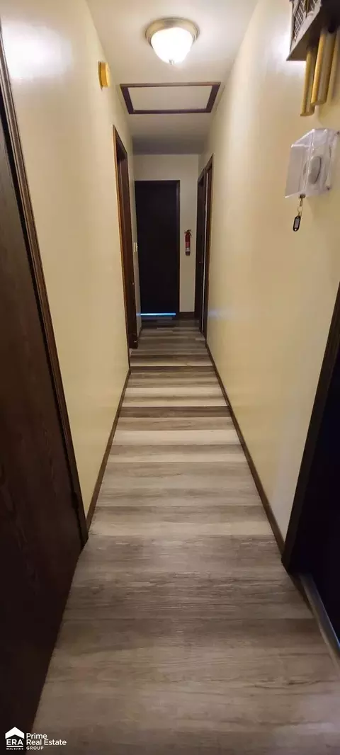 Entry Way - 1587 Mcalpine, Mount Morris, MI 48458 photo 2 of 2