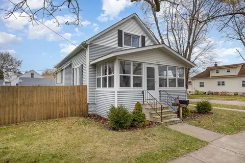 1815 18th, Bay City, MI 48708