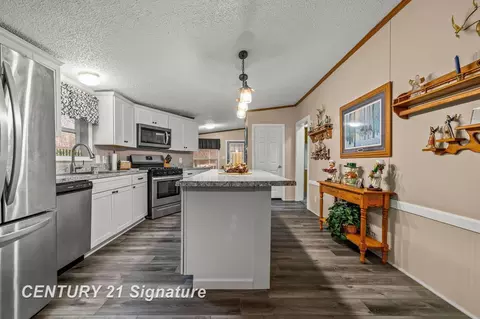 Kitchen - 126 E Maple, Saint Charles, MI 48655 photo 2 of 4