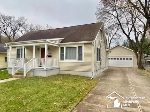 206 Iroquois, Tecumseh, MI 49286