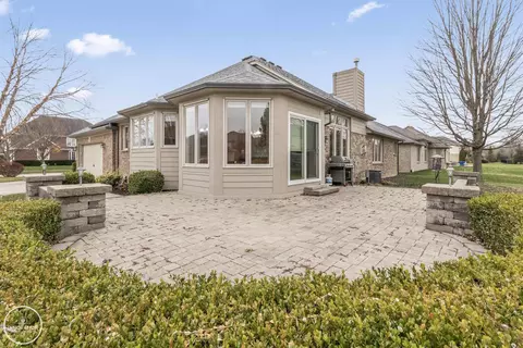 19031 Midway, Macomb, MI 48044 photo 11