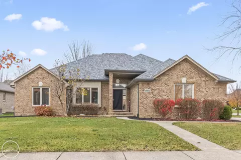 19031 Midway, Macomb, MI 48044 photo 3