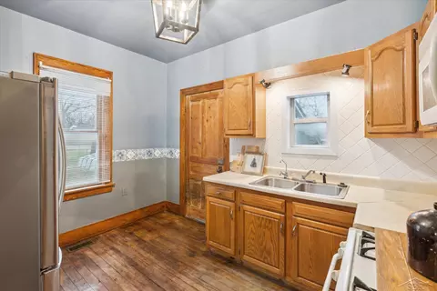 Kitchen - 930 E Pne, Sebewaing, MI 48759 photo 1 of 3