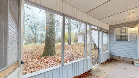 5726 E Rose City, Lupton, MI 48635 photo 14