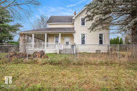 4850 S Lapeer, Metamora, MI 48455