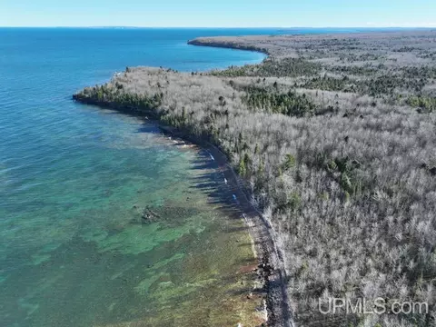 000 N Point Rd, Au Train, MI 49806