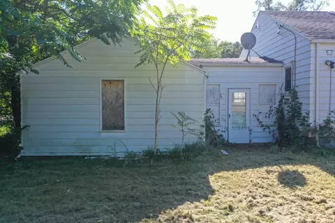 Exterior - 3210 Beecher, Flint, MI 48503 photo 4 of 6