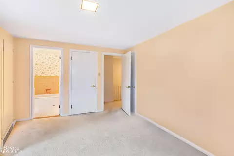 Bedroom - 915 Harcourt, Grosse Pointe, MI 48230 photo 6 of 6