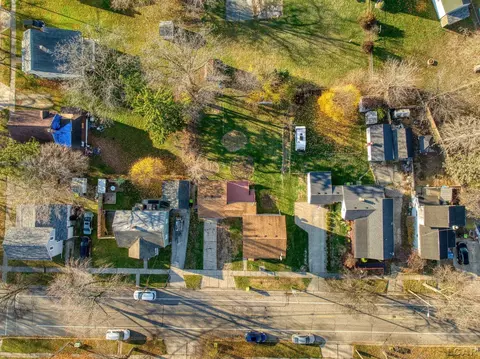 817 Elm, Adrian, MI 49221 photo 36