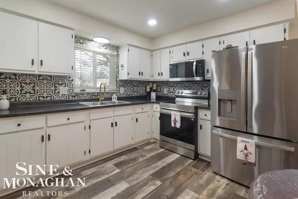 Kitchen - 1003 S 9th, Saint Clair, MI 48079 photo 1 of 3