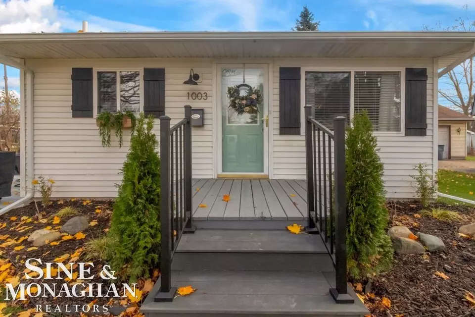 Exterior - 1003 S 9th, Saint Clair, MI 48079 photo 1 of 1