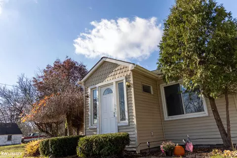 50649 North, Macomb, MI 48042 photo 3