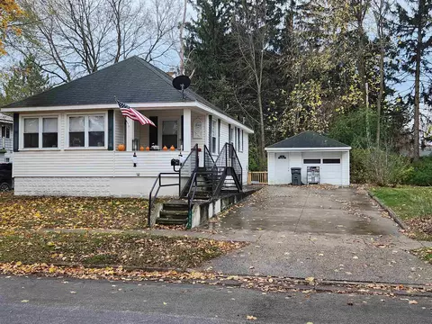 1009 W Allen, Midland, MI 48640