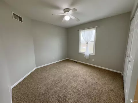 Bedroom - 3075 Northmor Dr E, Adrian, MI 49221 photo 6 of 12