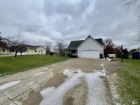 Exterior - 3075 Northmor Dr E, Adrian, MI 49221 photo 12 of 16