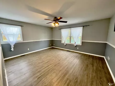 Living - 3075 Northmor Dr E, Adrian, MI 49221 photo 5 of 12