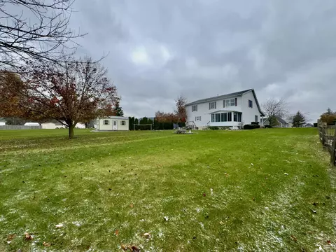 Exterior - 3075 Northmor Dr E, Adrian, MI 49221 photo 7 of 16