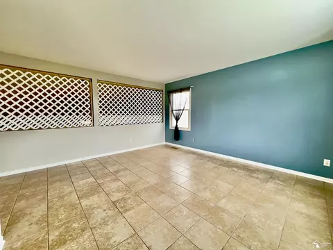 Living - 3075 Northmor Dr E, Adrian, MI 49221 photo 9 of 12
