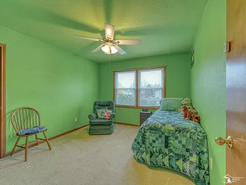 2235 Briar Ln, Temperance, MI 48182 photo 7