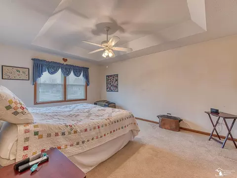 2235 Briar Ln, Temperance, MI 48182 photo 8
