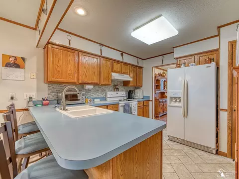 2235 Briar Ln, Temperance, MI 48182 photo 16