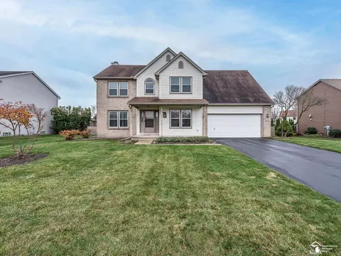2235 Briar Ln, Temperance, MI 48182
