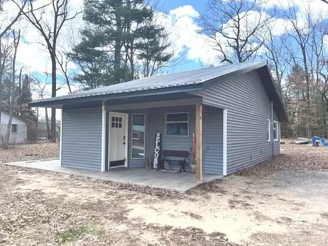 856 Oak, Lake George, MI 48633